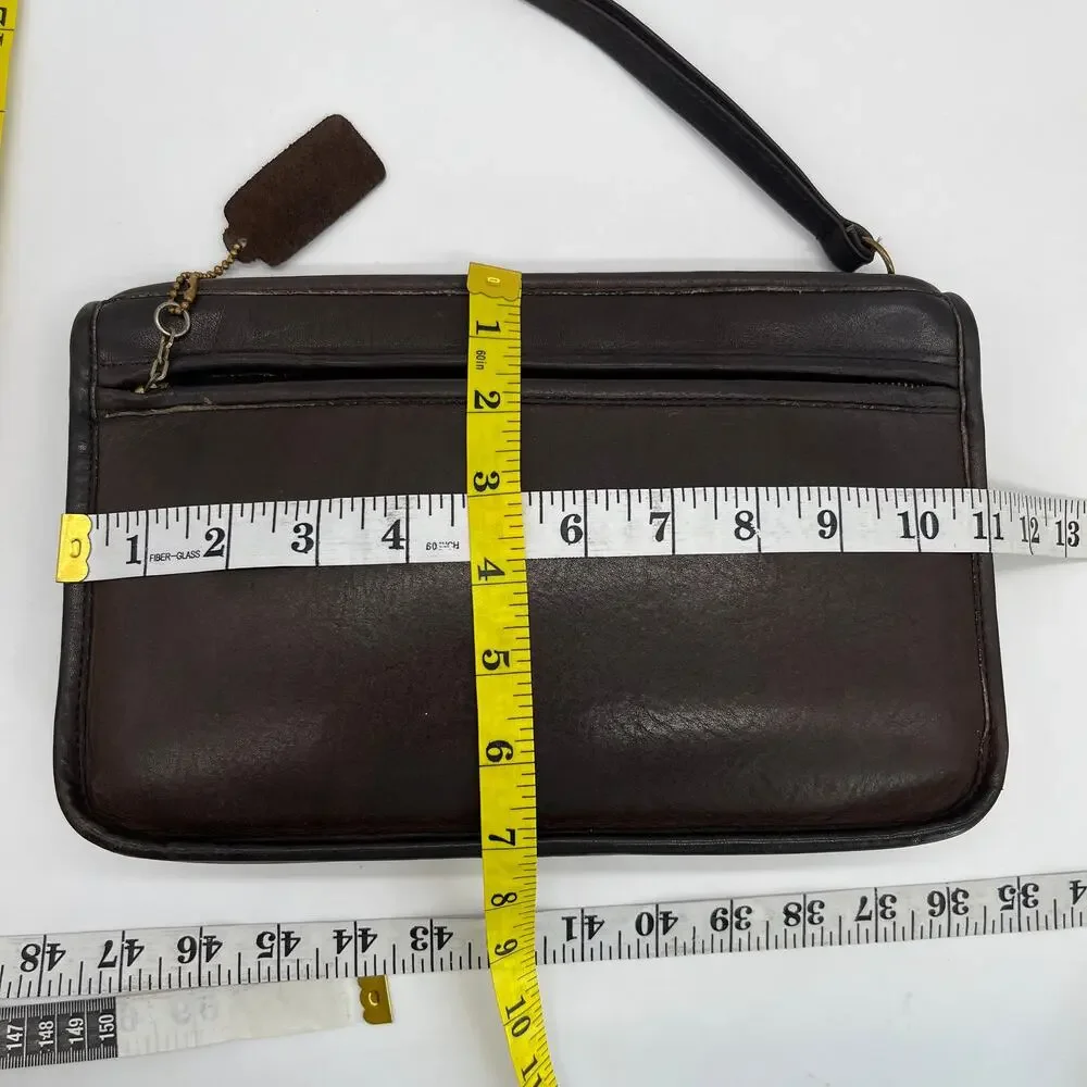 Vintage Coach NYC Standard Clutch 5140 Mocha 1980s - Picture 6 of 10
